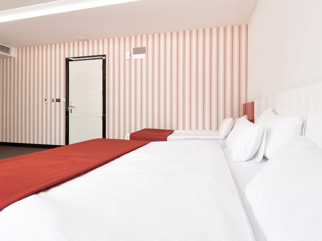โนวา ซิตี้ โฮเต็ล ซิกเนเจอร์ คอลเลคชั่น เบลเกรด Hotel ภายนอก รูปภาพ