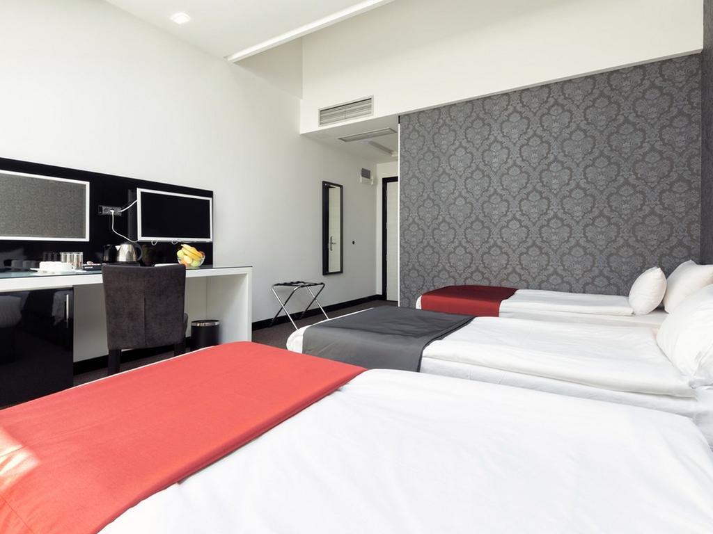 โนวา ซิตี้ โฮเต็ล ซิกเนเจอร์ คอลเลคชั่น เบลเกรด Hotel ภายนอก รูปภาพ